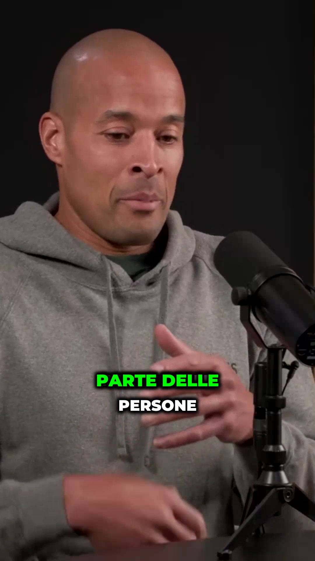 Non è solo il tizio che corre e urla: passa gran parte della giornata a studiare